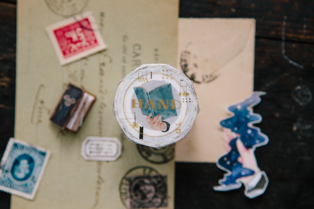 Hand masking tape