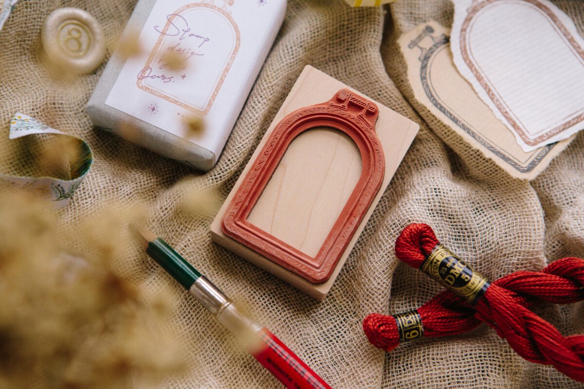 Window Embroidery Hoop Rubber Stamp