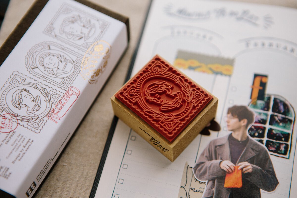 Beautiful Moment Stamp Set